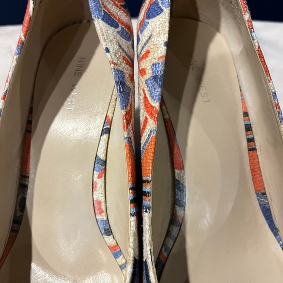 Nine West (9West) size 9 orange and blue paisley summer wedges - Picture 4 of 9